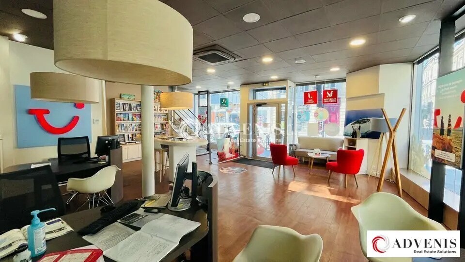 Retail in Bordeaux for lease - Lobby - Image 3 of 11