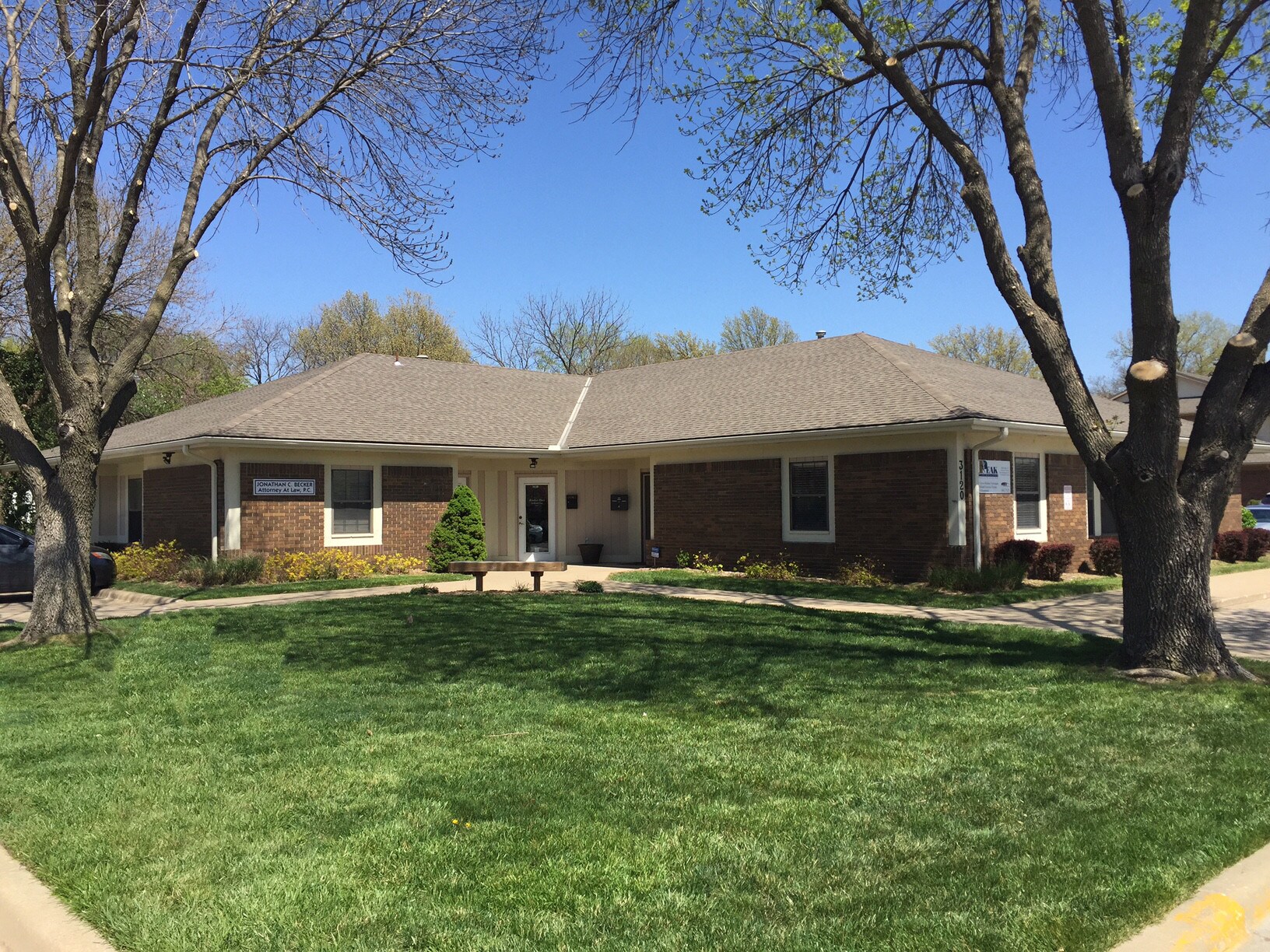 3120 Mesa Way, Lawrence, KS for sale Primary Photo- Image 1 of 1