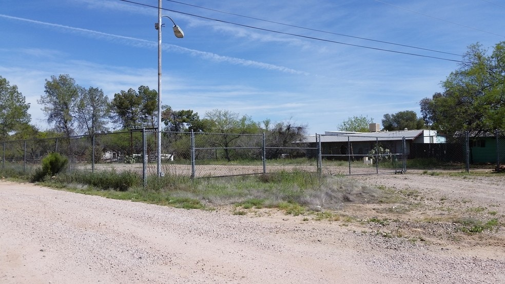 1385 N Tegner St, Wickenburg, AZ for lease - Building Photo - Image 3 of 25
