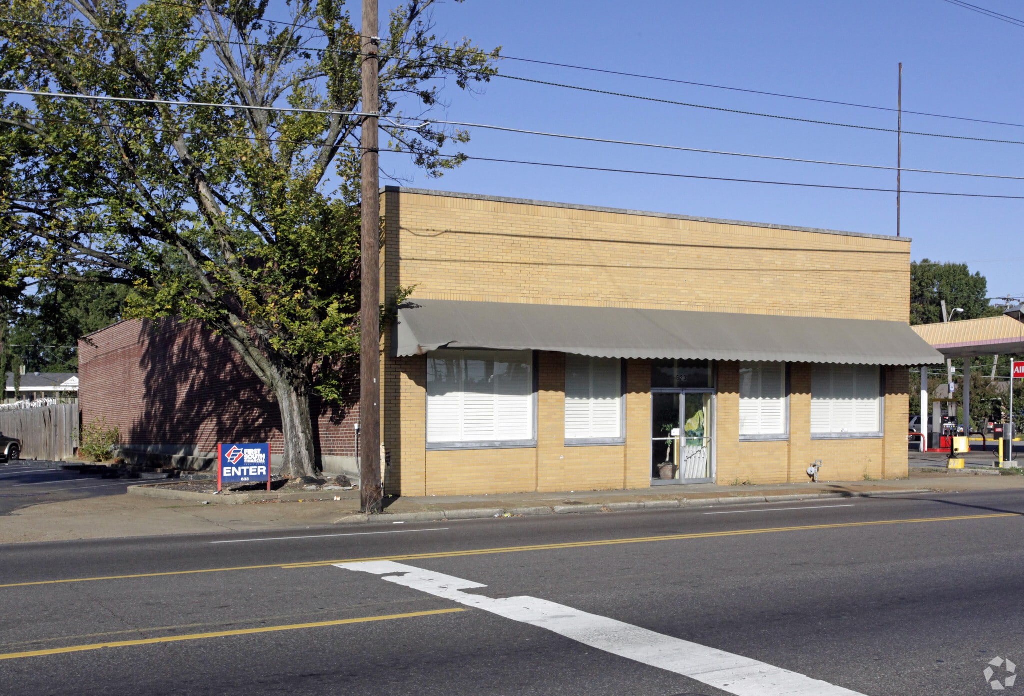 623 S Highland St, Memphis, TN 38111