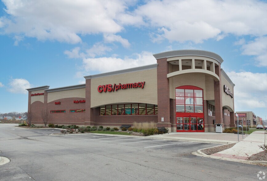 680 S Sutton Rd Streamwood Il 60107 Cvs Pharmacy Loopnet Com