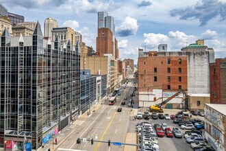225 Boulevard of the Allies, Pittsburgh, PA - AERIAL  map view