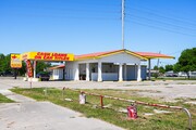 1928 N Padre Island Dr, Corpus Christi TX - Drive Through Restaurant