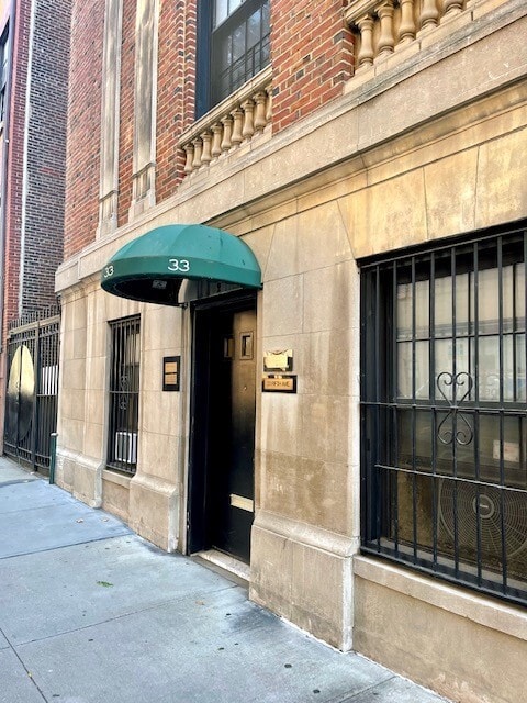 33 Fifth Ave, New York, NY for lease Building Photo- Image 1 of 5