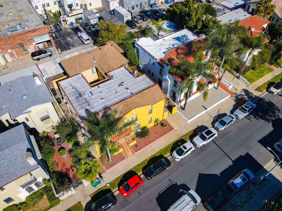 7955 Blackburn Ave, Los Angeles, CA 90048 | LoopNet