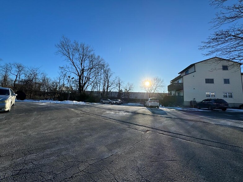 Meadow Ln, Staten Island, NY for sale - Primary Photo - Image 1 of 1