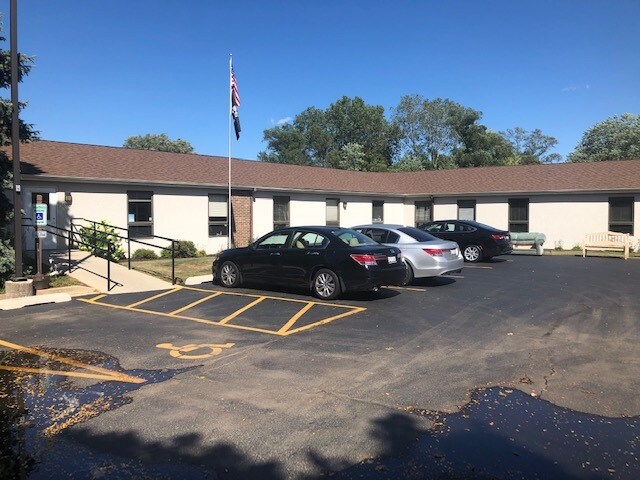 5320 W Elm St, McHenry, IL for sale - Building Photo - Image 1 of 1