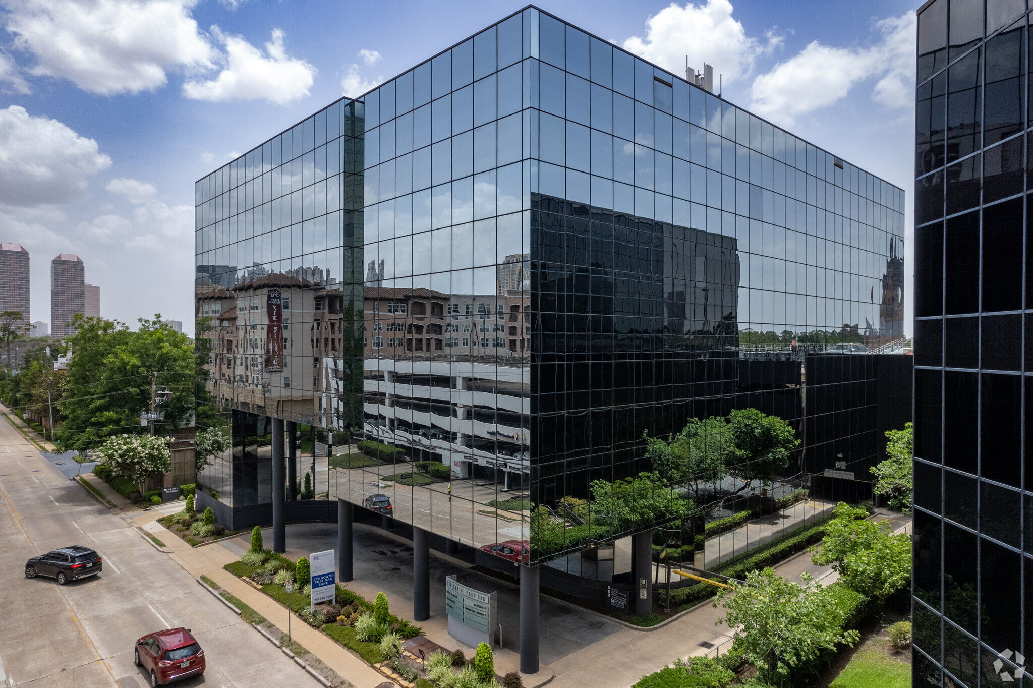 770 S Post Oak Ln, Houston, TX for lease Building Photo- Image 1 of 18