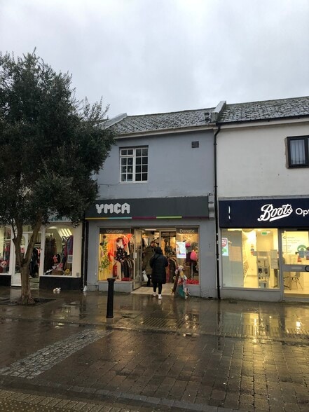 26 George St, Hove for lease - Building Photo - Image 1 of 6