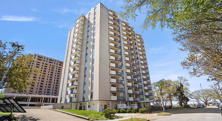 2 28th St, Newport News, VA for sale - Building Photo - Image 2 of 26