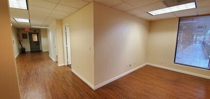 1860 N Pine Island Rd, Plantation, FL for lease Interior Photo- Image 2 of 5