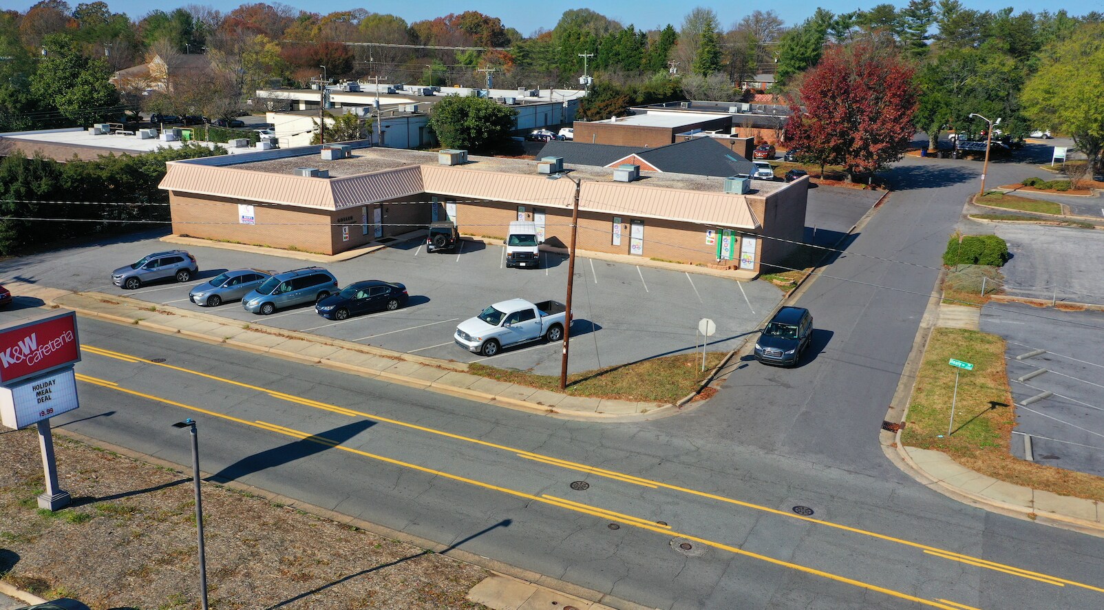 3301 Healy Dr, WinstonSalem, NC 27103