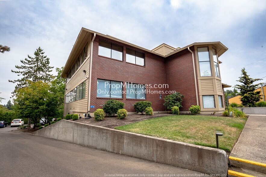 18676 Willamette Dr, West Linn, OR for sale - Building Photo - Image 1 of 1