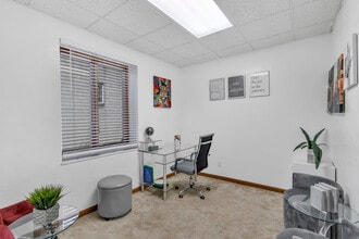 7424 Washington Ave, Pittsburgh, PA for lease Interior Photo- Image 2 of 2