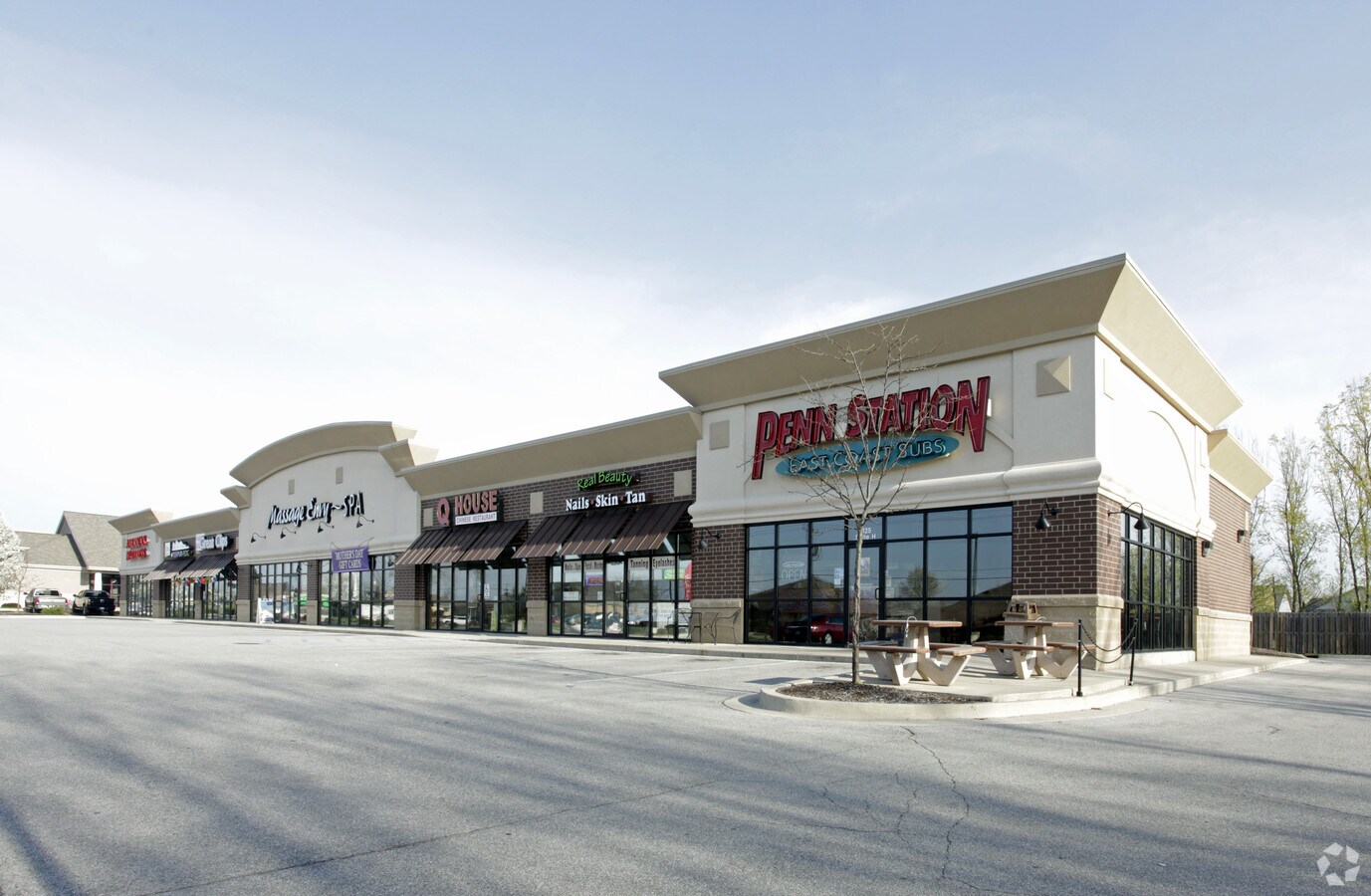 1125 E Dupont Rd, Fort Wayne, IN 46845