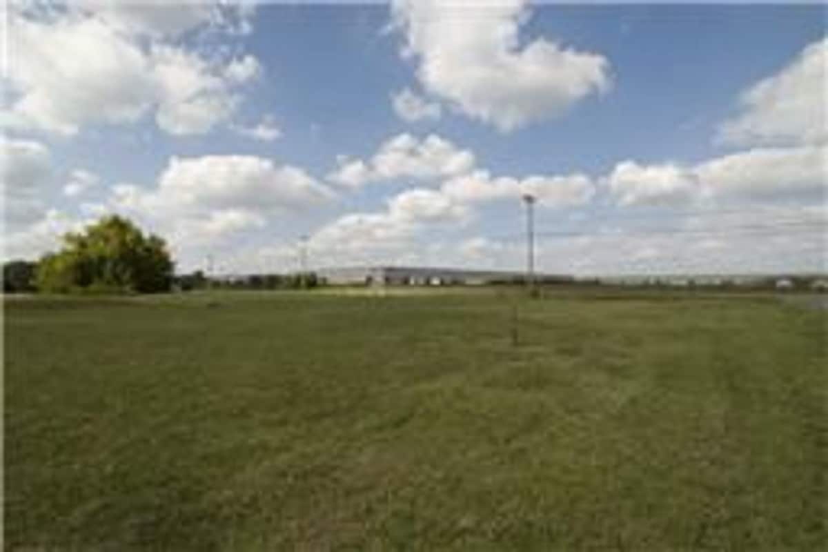 Almaville Rd, Smyrna, TN 37167