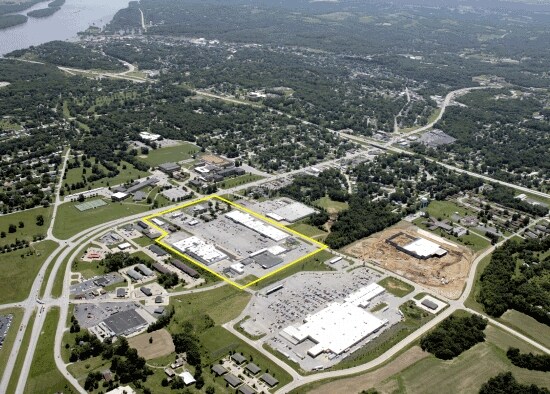 509-523 Huck Finn Shopping Ctr, Hannibal, MO for sale Primary Photo- Image 1 of 1