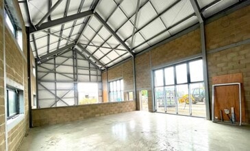 Newcombe Rd, Lowestoft for lease Interior Photo- Image 2 of 2