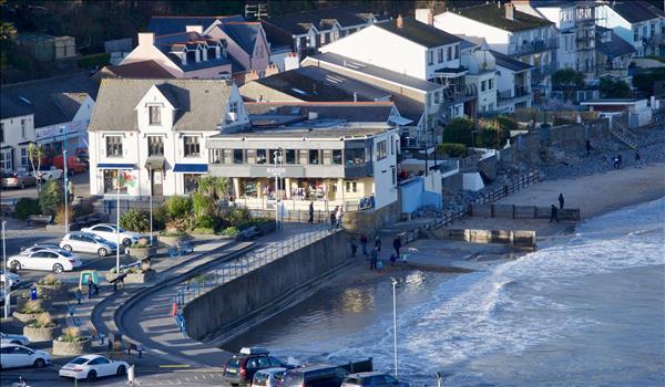 The Strand, Saundersfoot for sale Primary Photo- Image 1 of 1