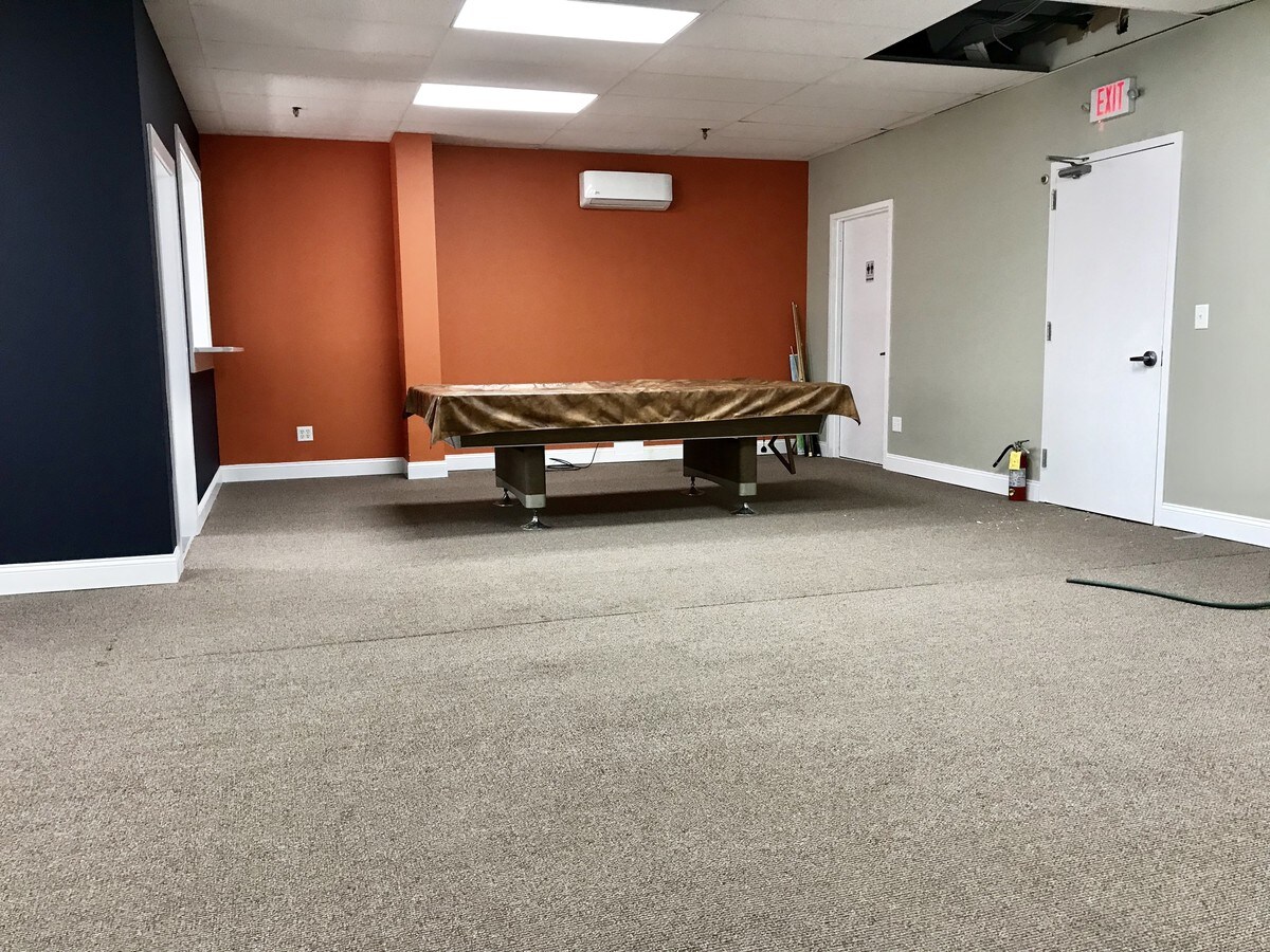 56 Hook Rd, Bayonne, NJ 07002