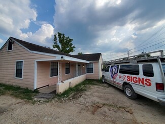 More details for 3135 Golfcrest Blvd, Houston, TX - Retail for Sale