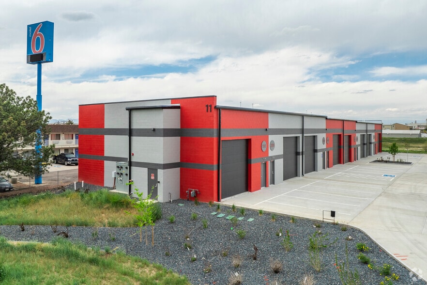 11 NW Frontage Rd, Fort Collins, CO for lease - Primary Photo - Image 1 of 54