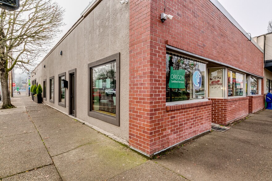 553555 Main St, Springfield, OR 97477