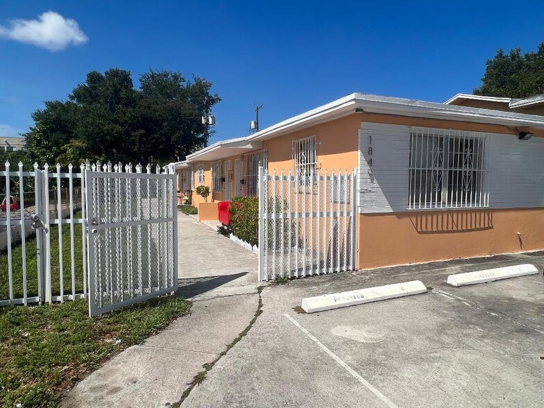 2234 NW 33rd St, Miami, FL for sale - Building Photo - Image 1 of 1