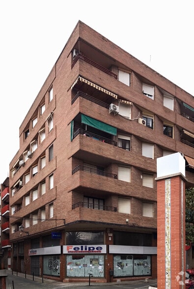 Calle Santa Leocadia, 3, Talavera de la Reina, Toledo for sale - Building Photo - Image 2 of 2