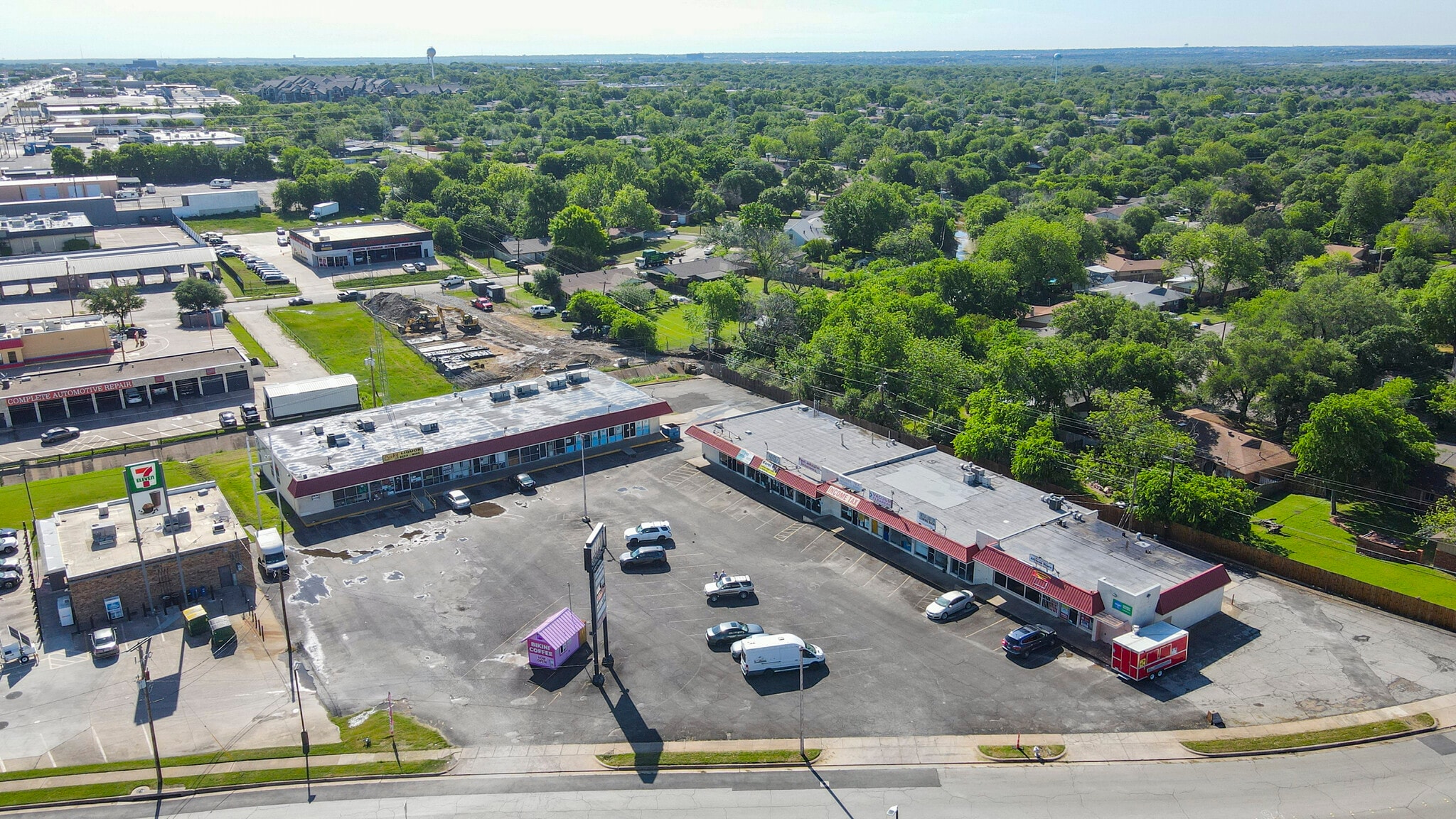 3421 Cimmaron Trl, Fort Worth, TX for lease Building Photo- Image 1 of 2