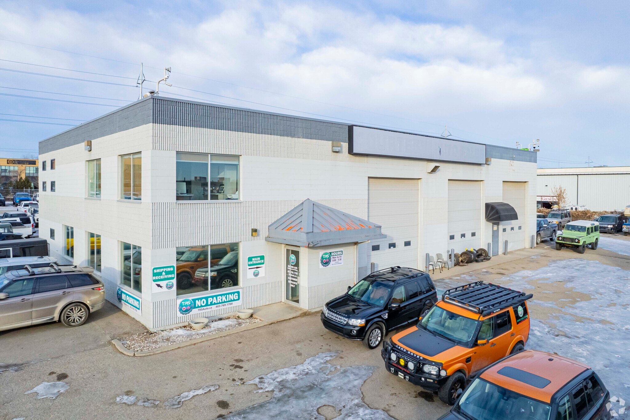 5035 12A St SE, Calgary, AB for sale Primary Photo- Image 1 of 1