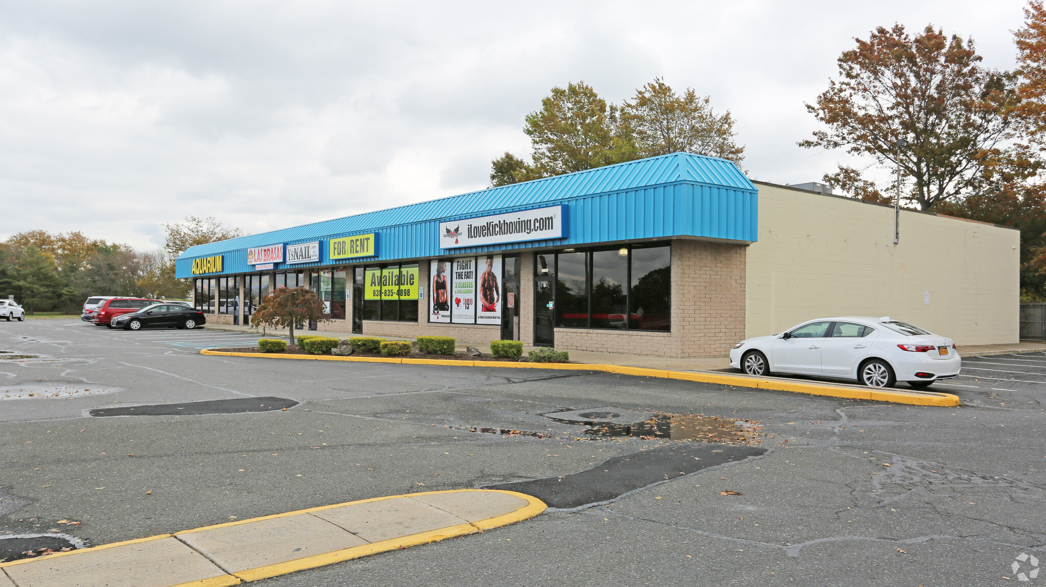 1746-1766 Sunrise Hwy, Bay Shore, NY for lease Building Photo- Image 1 of 4