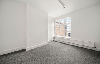 31 Station Rd, Cheadle for lease Interior Photo- Image 1 of 2
