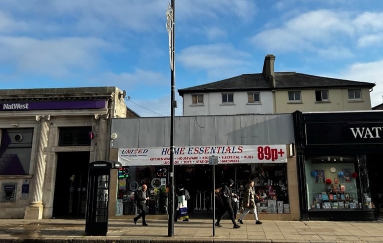 784 High Rd, London for sale Building Photo- Image 1 of 1