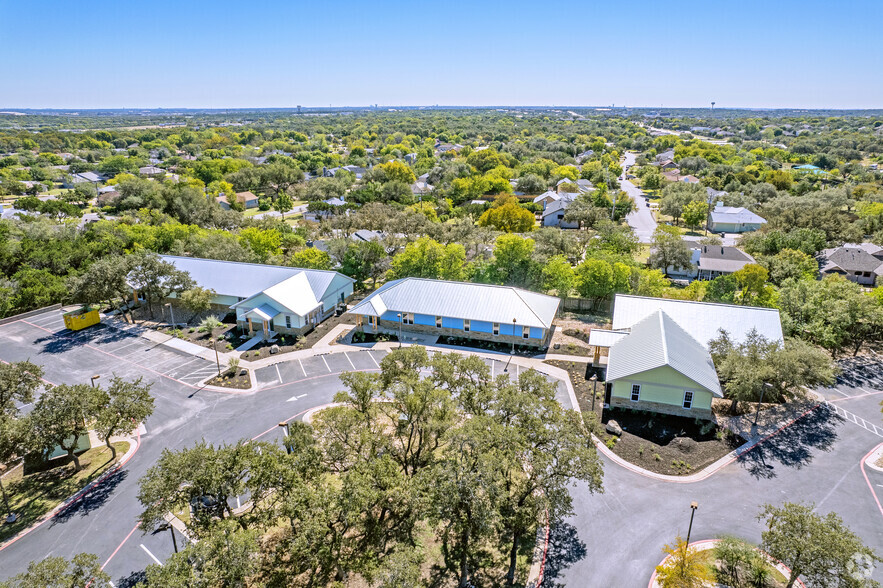 800 Crystal Falls Pky, Leander, TX for lease - Aerial - Image 3 of 4