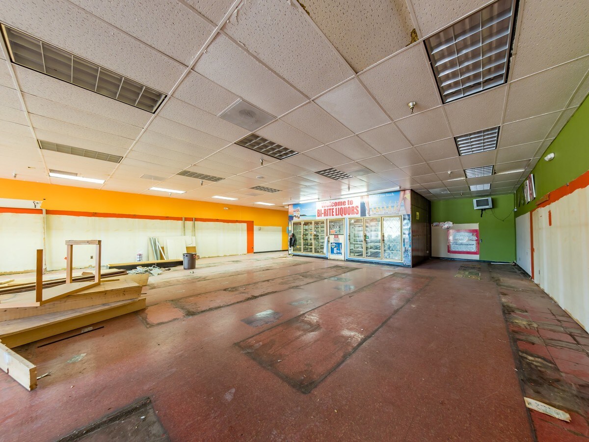 132 Back River Neck Rd, Baltimore, MD, 21221 Retail Space For Lease