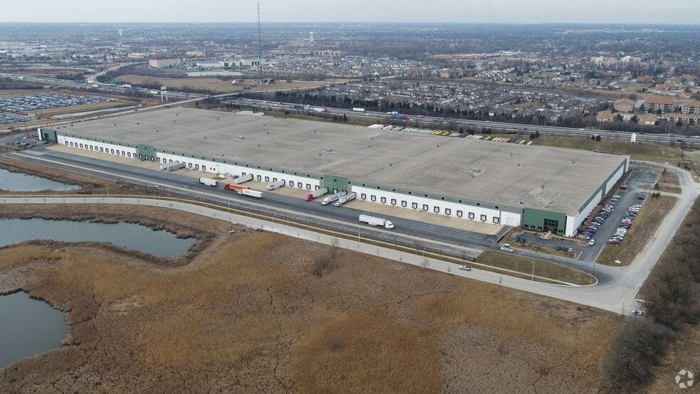 18801 Oak Park Ave, Tinley Park, IL for lease - Building Photo - Image 3 of 10