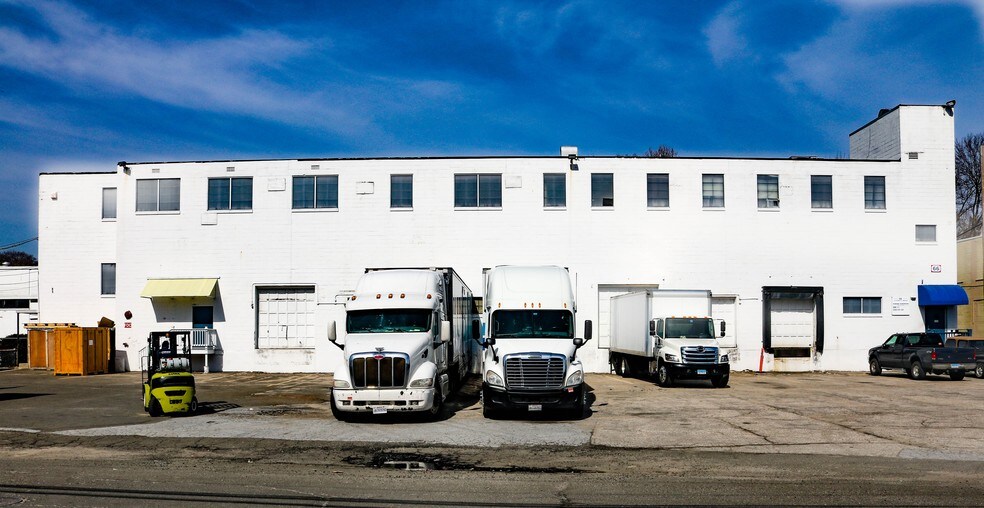 66 Viaduct Rd, Stamford, CT for sale - Building Photo - Image 1 of 1
