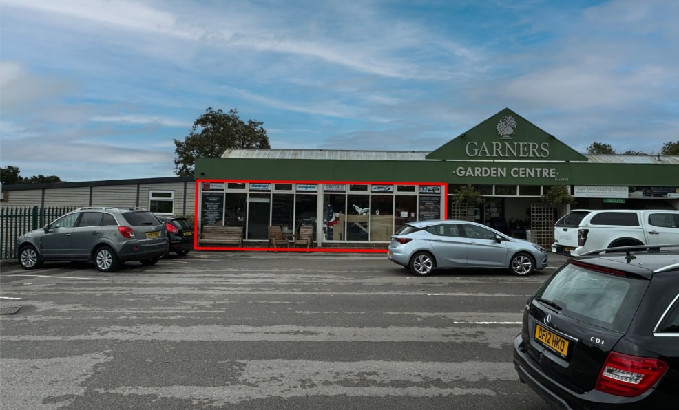 Cemetery Rd, Newcastle Under Lyme for sale Primary Photo- Image 1 of 1