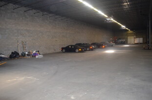 1.5 Acres - 20k Sq Ft Bldg - Near LIE - Warehouse