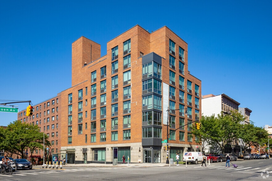 1770 Madison Ave, New York, NY for sale - Primary Photo - Image 1 of 1
