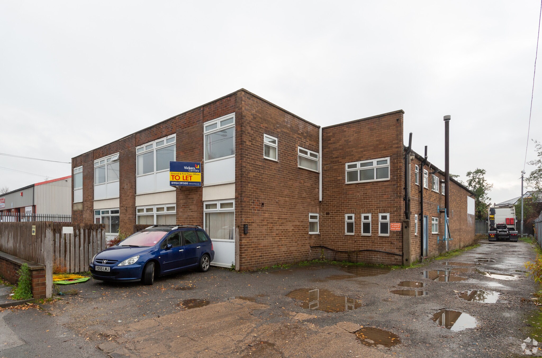 Monckton Rd, Wakefield for sale Primary Photo- Image 1 of 1