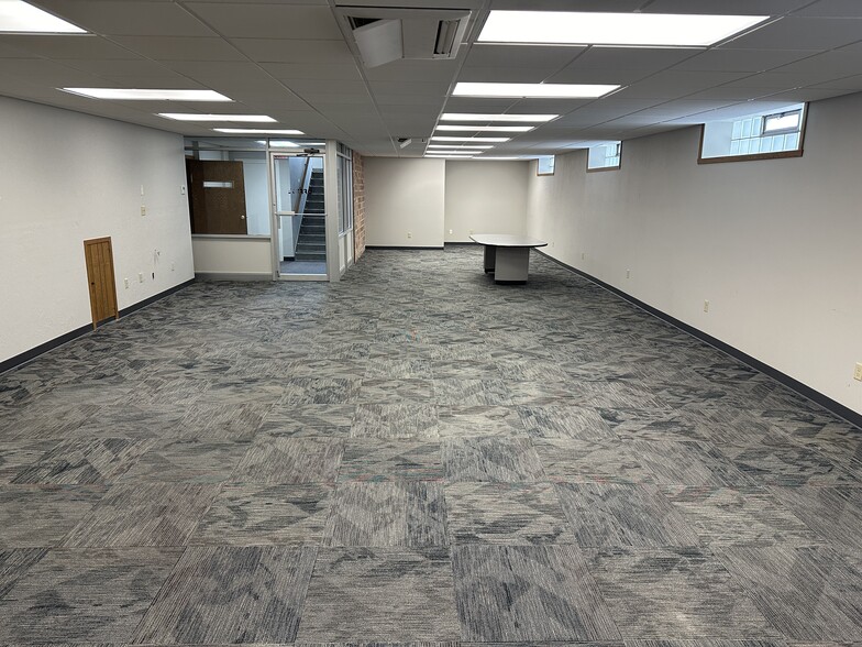 133 W Main Ave, West Fargo, ND for lease - Interior Photo - Image 2 of 13