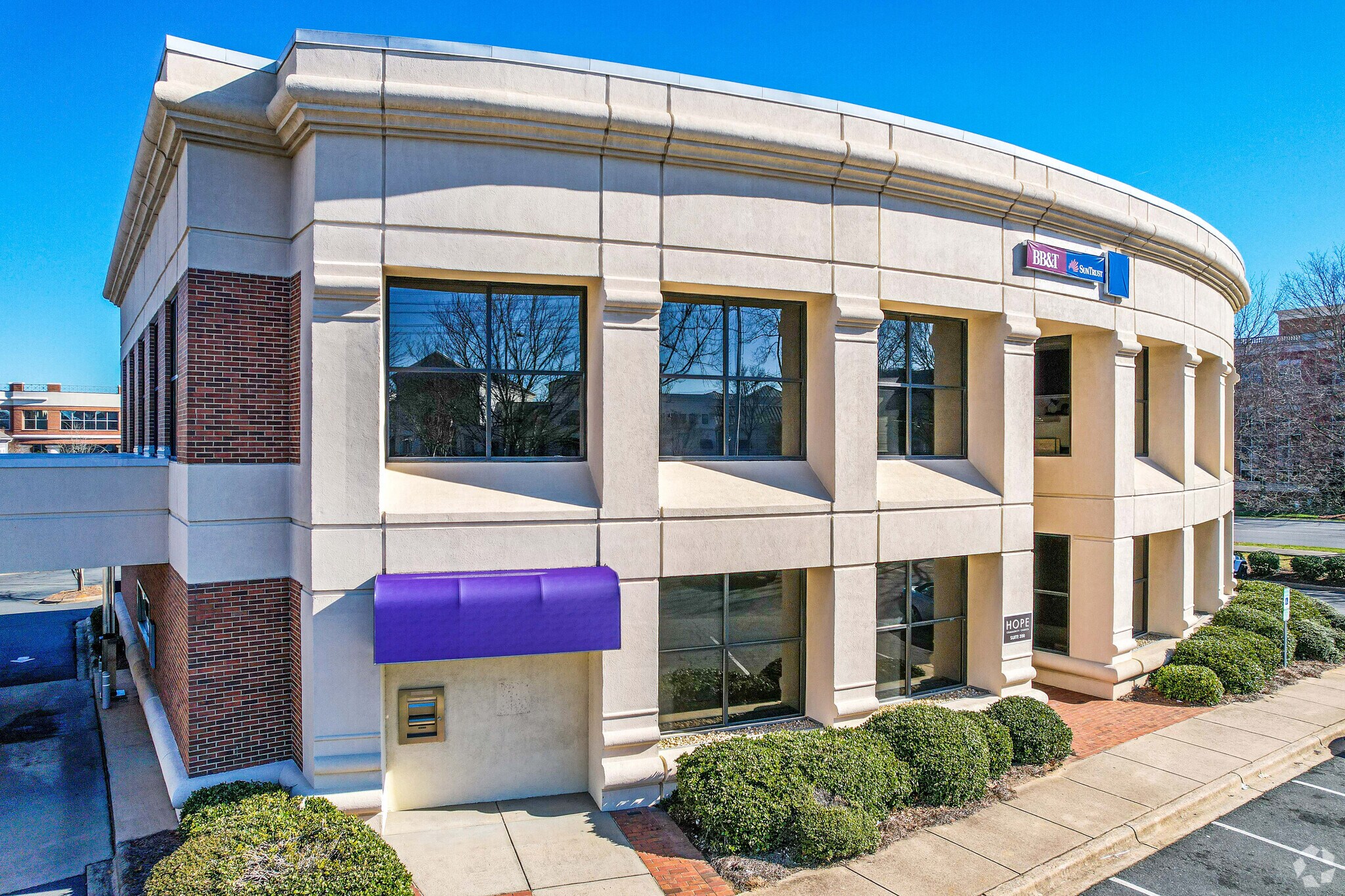 6869 Fairview Rd, Charlotte, NC for sale Primary Photo- Image 1 of 1