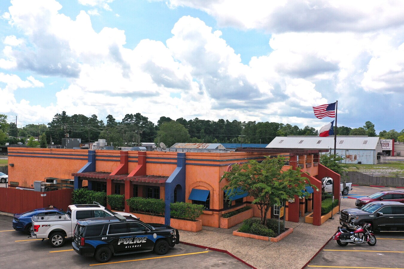 915 Highway 96 S, Silsbee, TX 77656