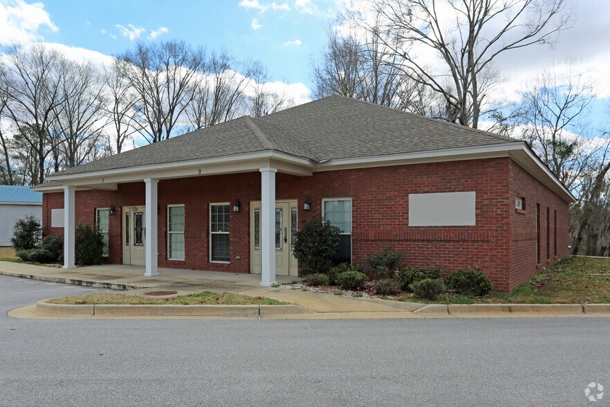 7-9 Cambridge Ct, Wetumpka, AL for sale - Primary Photo - Image 1 of 1