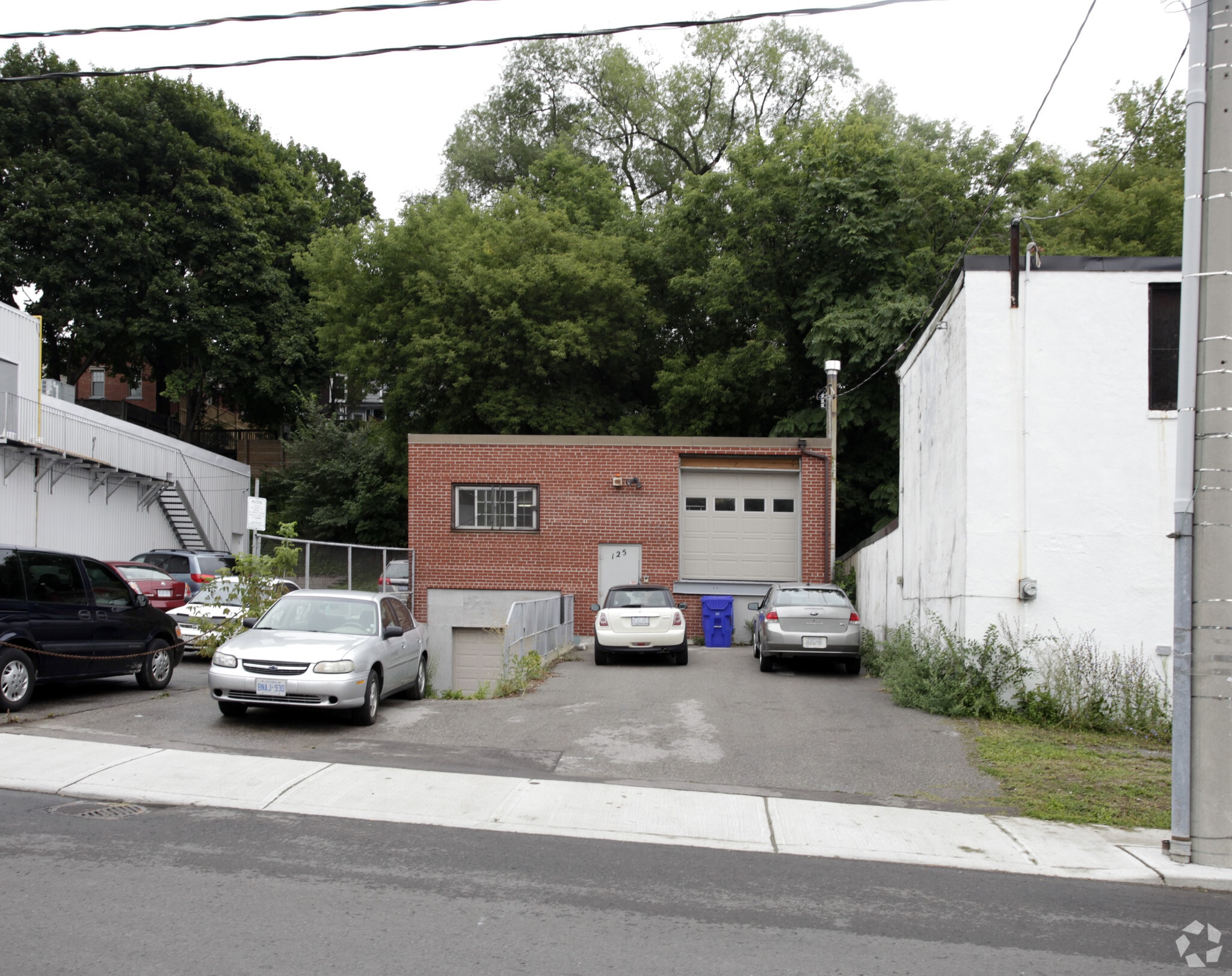 125 Blake St, Toronto, ON for sale Primary Photo- Image 1 of 1