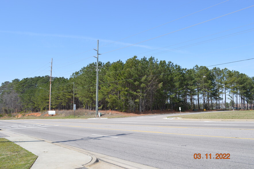 Morganton Rd, Fayetteville, NC for sale - Building Photo - Image 2 of 7