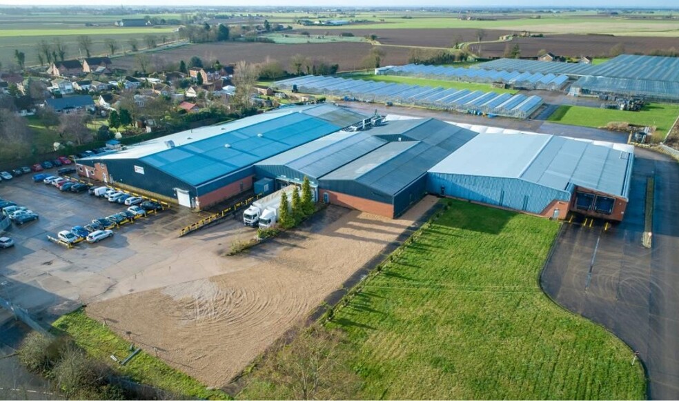 Manor Rd, Kirton for sale - Primary Photo - Image 1 of 1