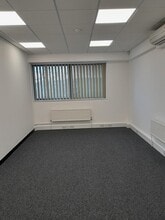 Henwood, Ashford for lease Interior Photo- Image 2 of 2